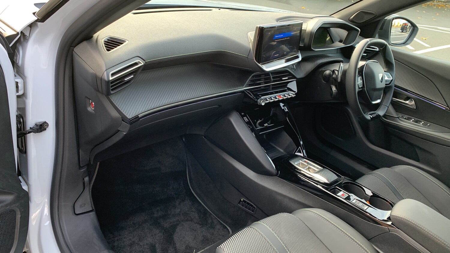 Used Peugeot 2008 2025 for sale - 76400038: Photo 12