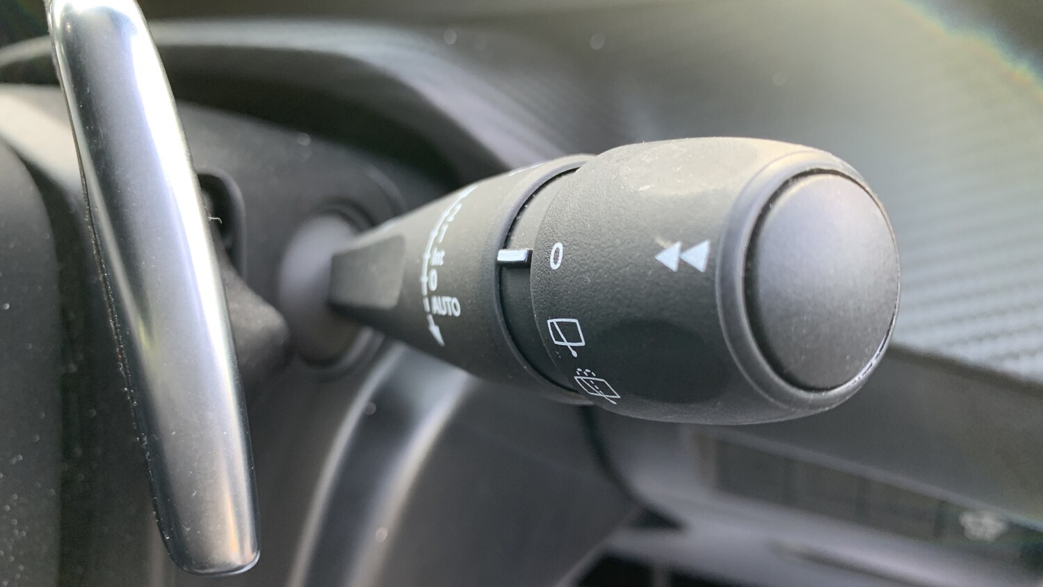 Used Peugeot 2008 2025 for sale - 76400038: Photo 28