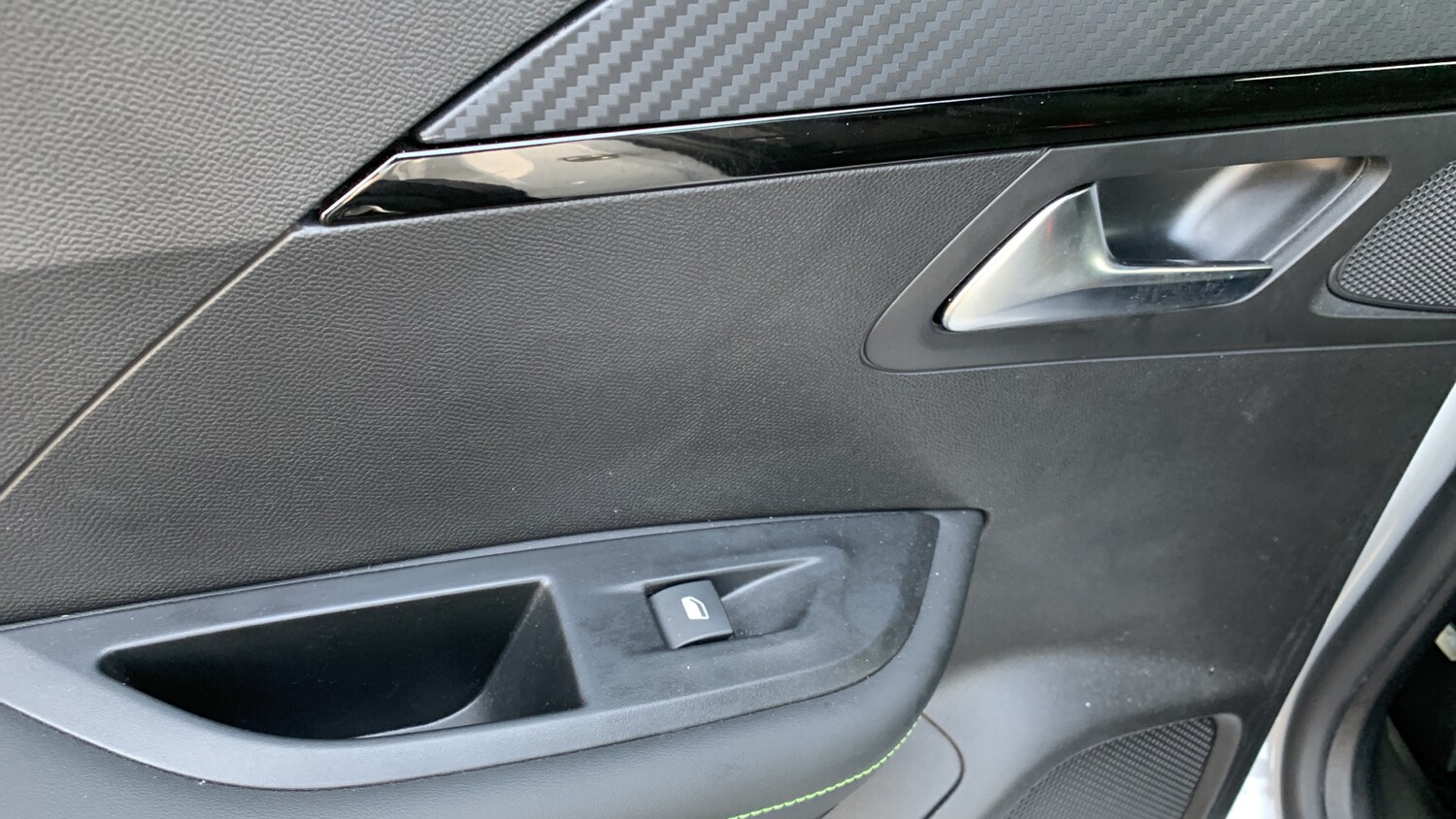 Used Peugeot 2008 2025 for sale - 76400038: Photo 41