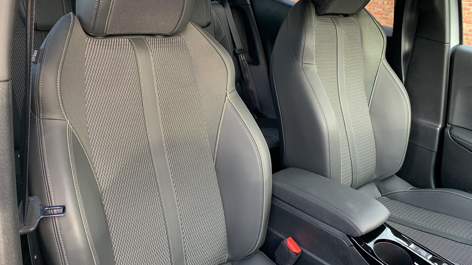 Used Peugeot 2008 2025 for sale - 76400038: Photo 42