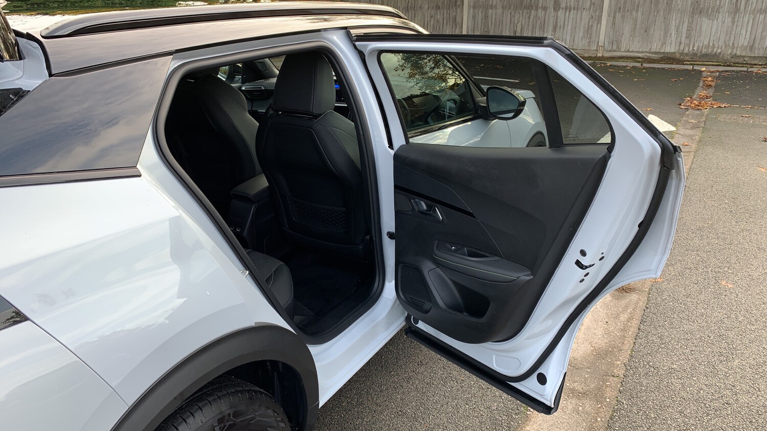 Used Peugeot 2008 2025 for sale - 76400038: Photo 53