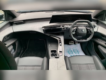 Used Peugeot 3008 2025 for sale - 77684983: Photo