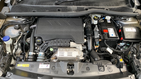 Used Peugeot 2008 2021 for sale - 75614842: Photo 18