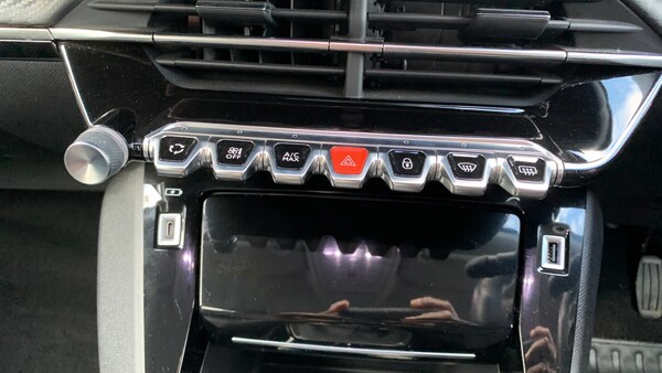 Used Peugeot 2008 2021 for sale - 75614842: Photo 48