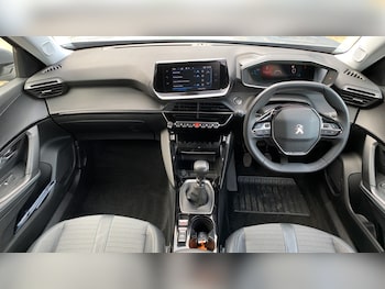 Used Peugeot 2008 2021 for sale - 75614842: Photo