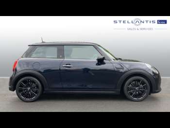 Used MINI Hatch 2021 for sale - 74681015: Photo