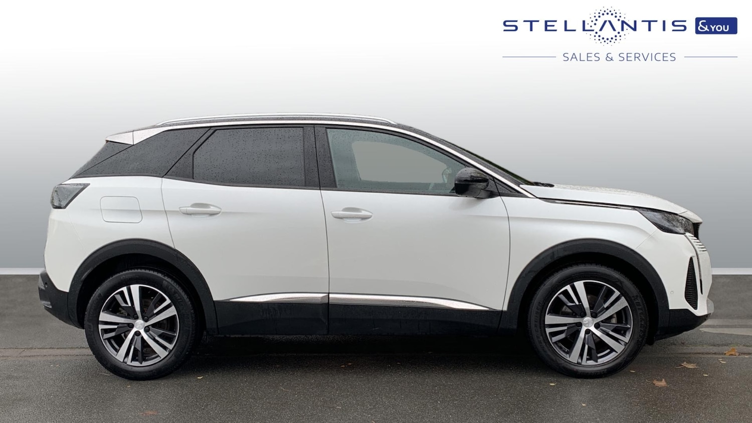 Used Peugeot 3008 2023 for sale - 77018078: Photo 2