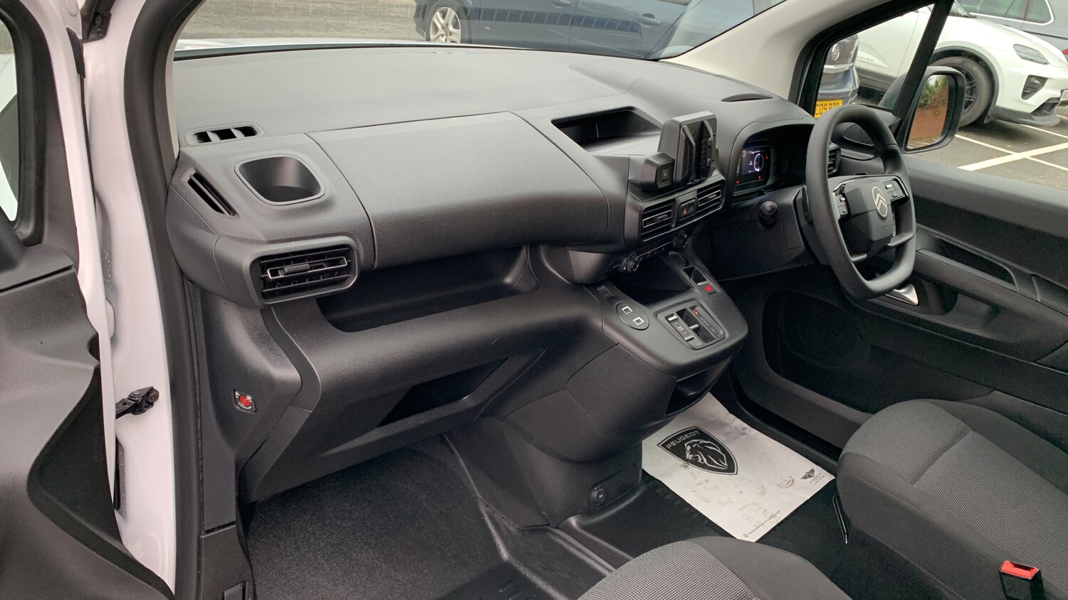 Used Citroen Berlingo 2025 for sale - 76327684: Photo 12