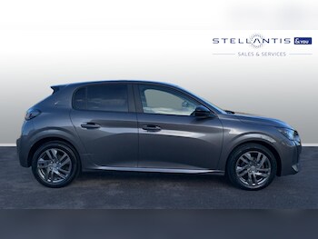 Used Peugeot 208 2022 for sale - 77388239: Photo