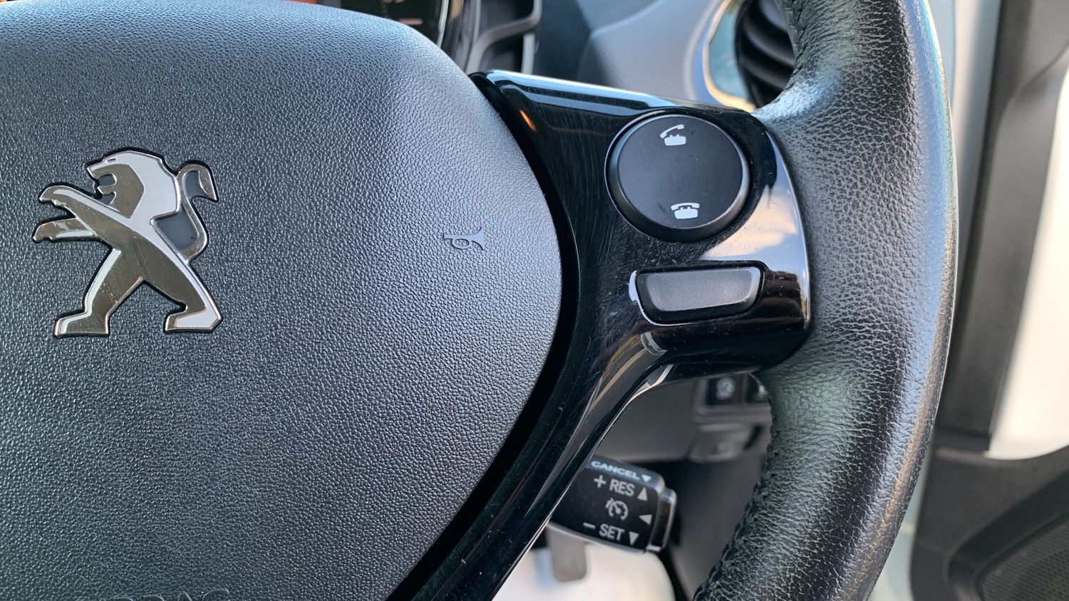 Used Peugeot 108 2020 for sale - 76690679: Photo 24