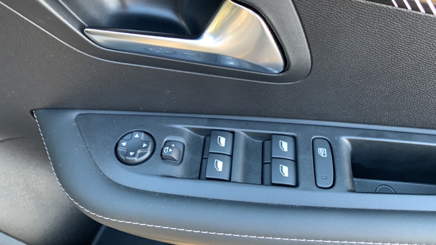 Used Peugeot 208 2024 for sale - 76730007: Photo 22