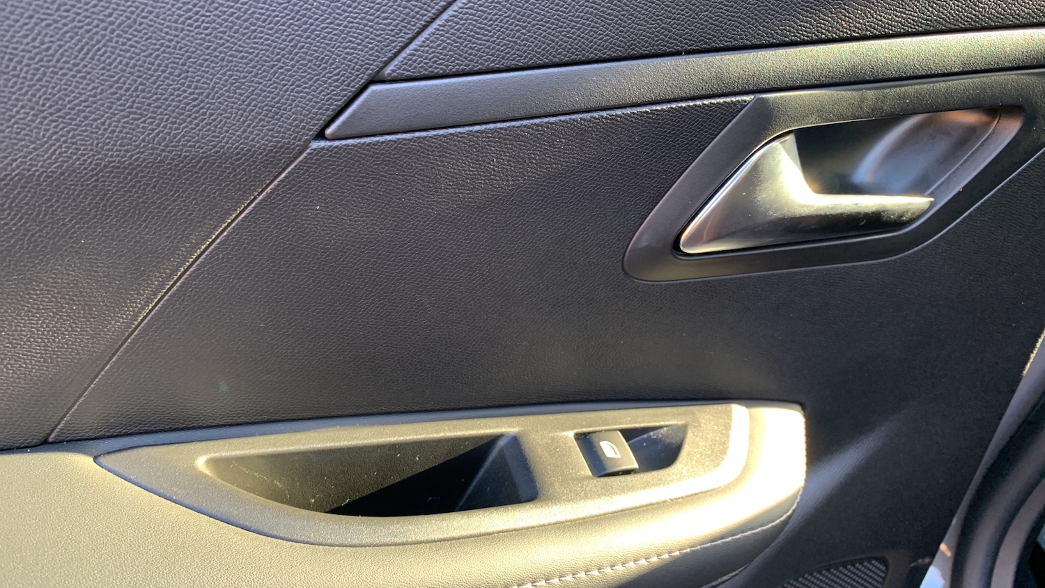 Used Peugeot 208 2024 for sale - 76730007: Photo 41