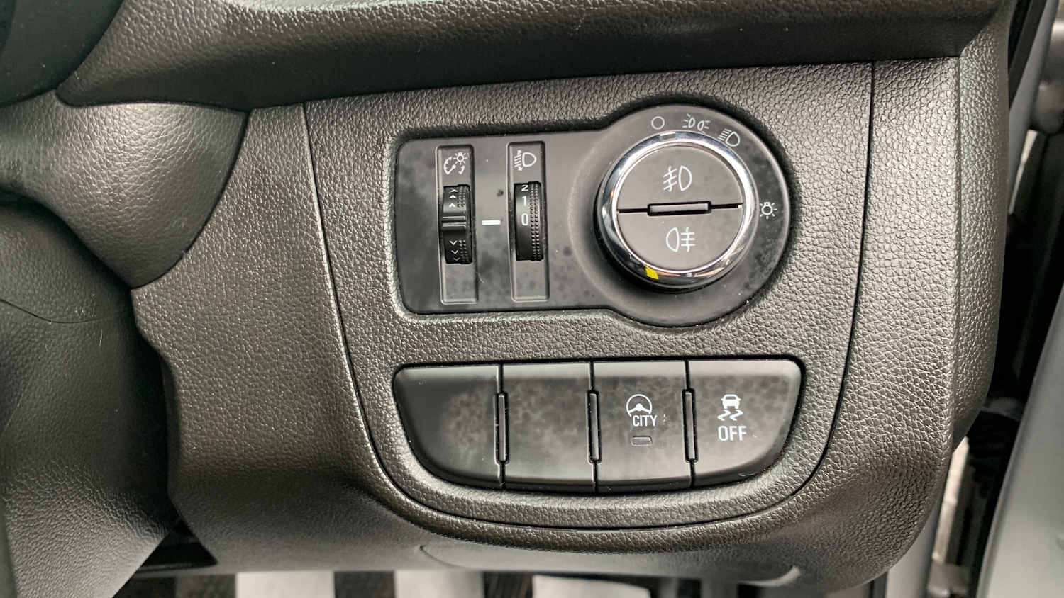 Used Vauxhall Viva 2018 for sale - 76608948: Photo 33