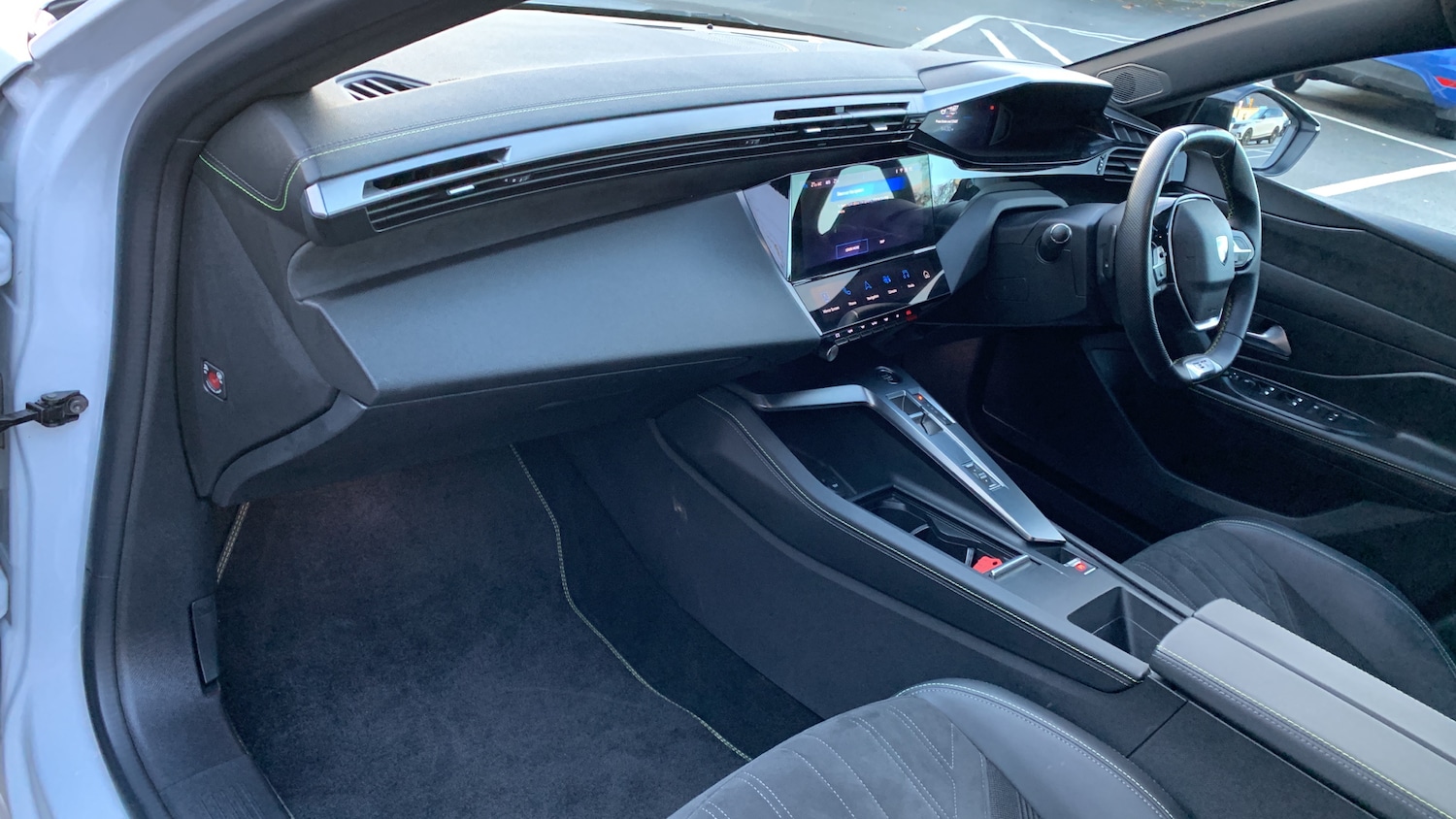 Used Peugeot 308 SW 2024 for sale - 76659875: Photo 13