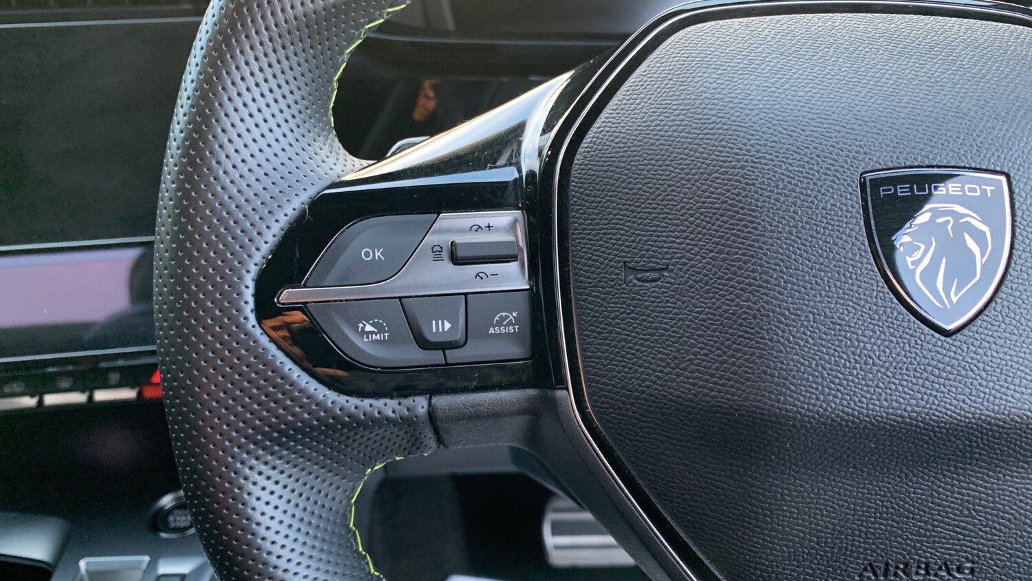 Used Peugeot 308 SW 2024 for sale - 76659875: Photo 24