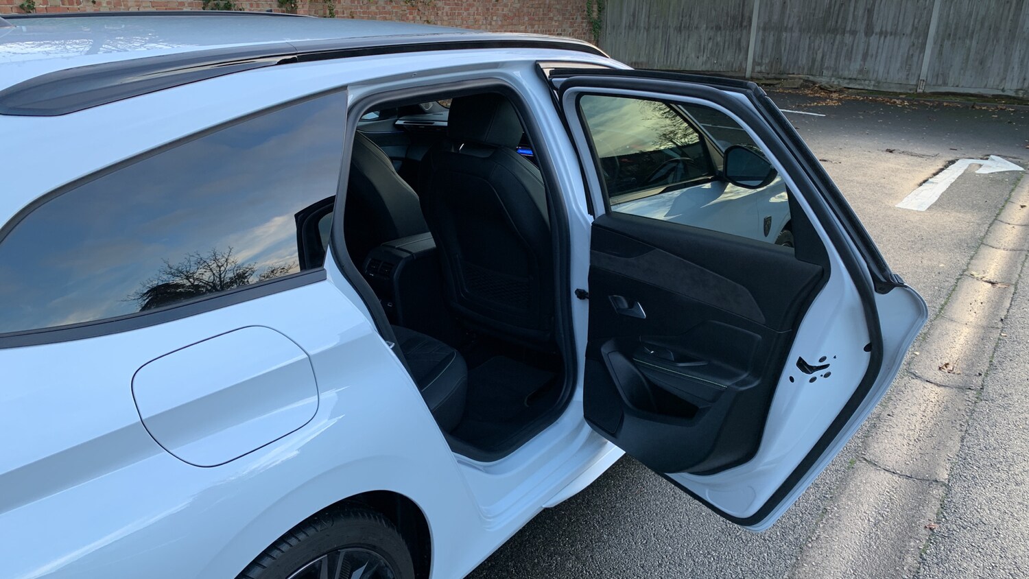 Used Peugeot 308 SW 2024 for sale - 76659875: Photo 54