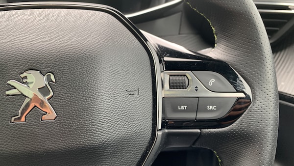 Used Peugeot 2008 2021 for sale - 76327669: Photo 24