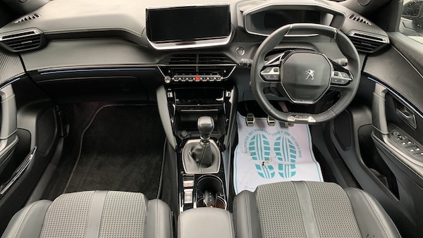Used Peugeot 2008 2021 for sale - 76327669: Photo 4