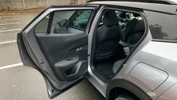 Used Peugeot 2008 2021 for sale - 76327669: Photo 50
