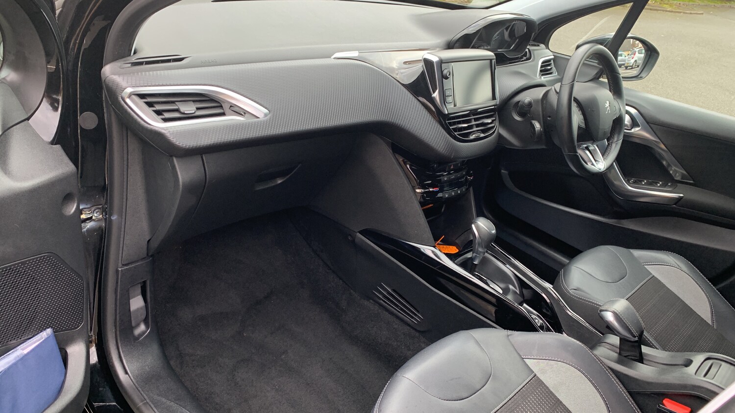 Used Peugeot 2008 2018 for sale - 77659711: Photo 12