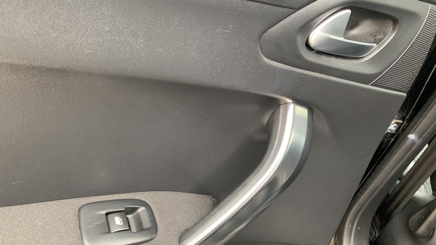 Used Peugeot 2008 2018 for sale - 77659711: Photo 41