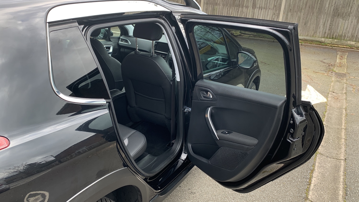 Used Peugeot 2008 2018 for sale - 77659711: Photo 53