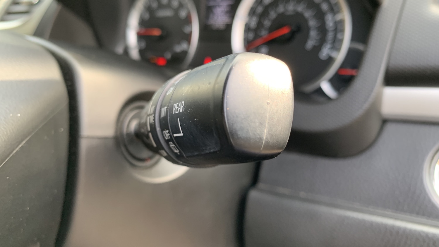 Used Suzuki Swift 2016 for sale - 76378418: Photo 28