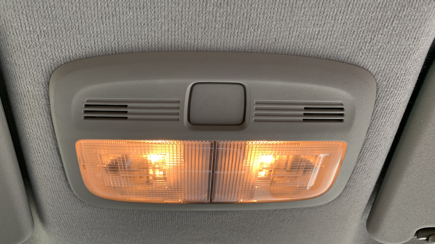 Used Suzuki Swift 2016 for sale - 76378418: Photo 39