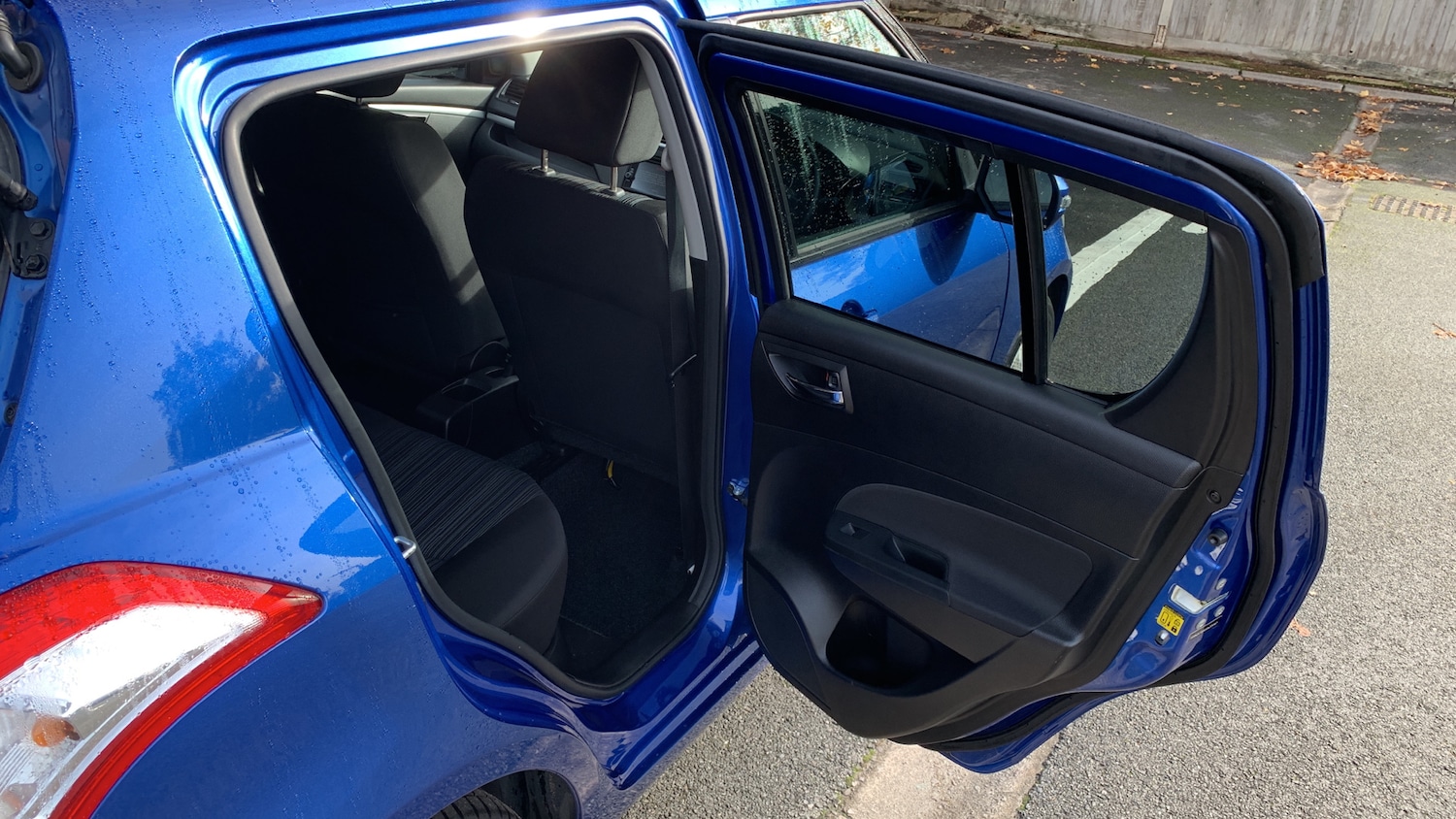 Used Suzuki Swift 2016 for sale - 76378418: Photo 50