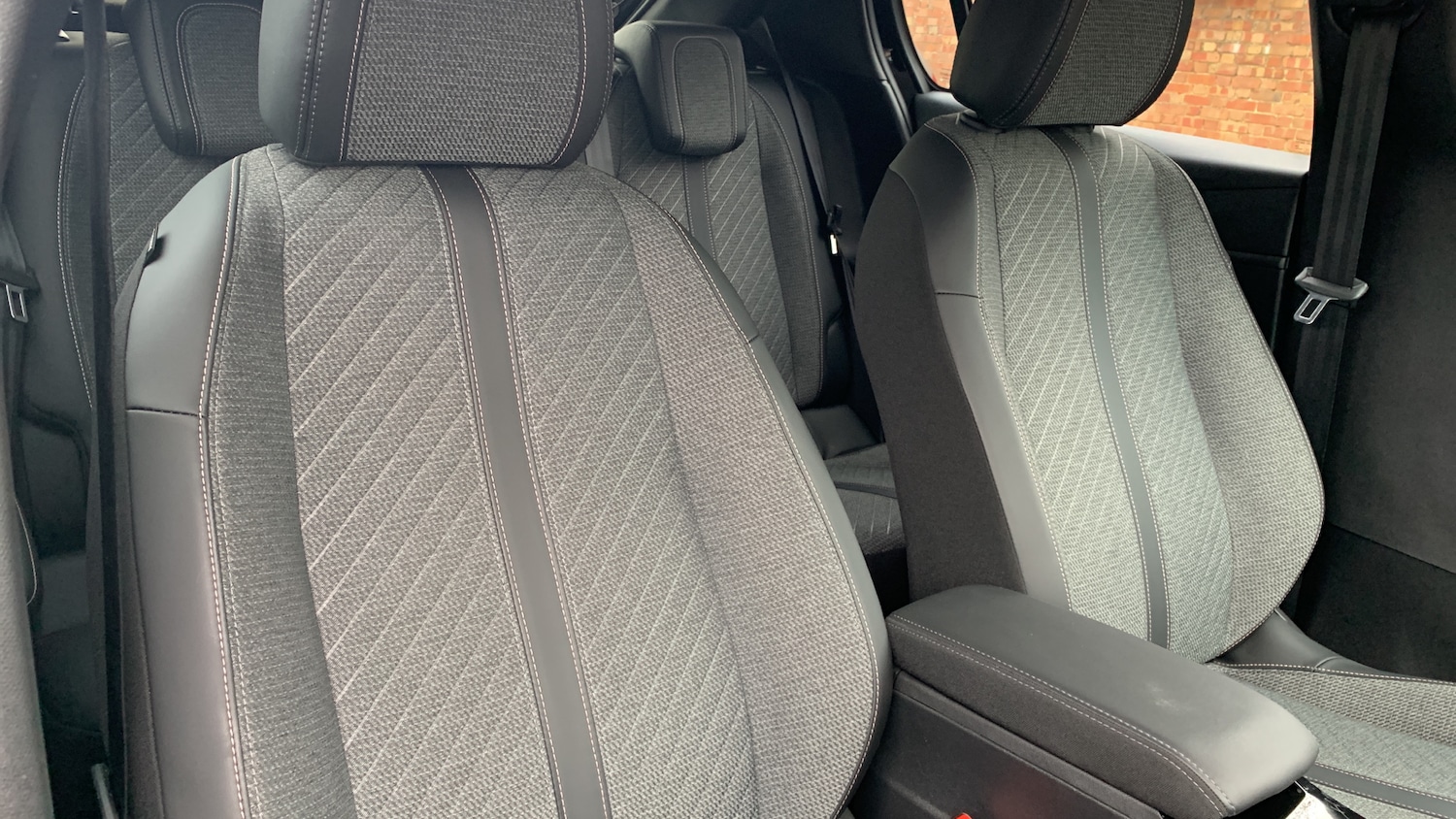 Used Peugeot 208 2024 for sale - 76621418: Photo 42