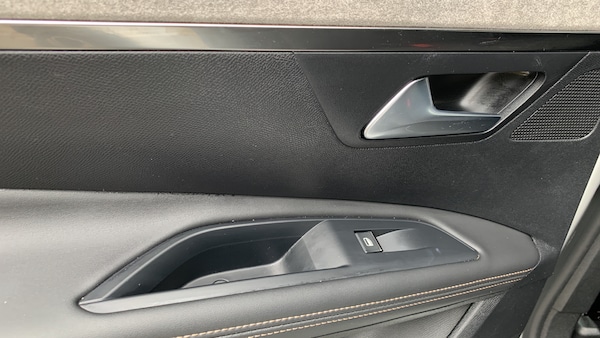 Used Peugeot 5008 2023 for sale - 76308016: Photo 41