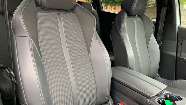 Used Peugeot 5008 2023 for sale - 76308016: Photo 42