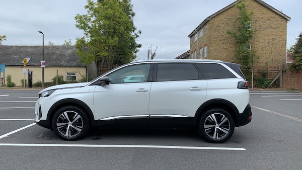 Used Peugeot 5008 2023 for sale - 76308016: Photo 6