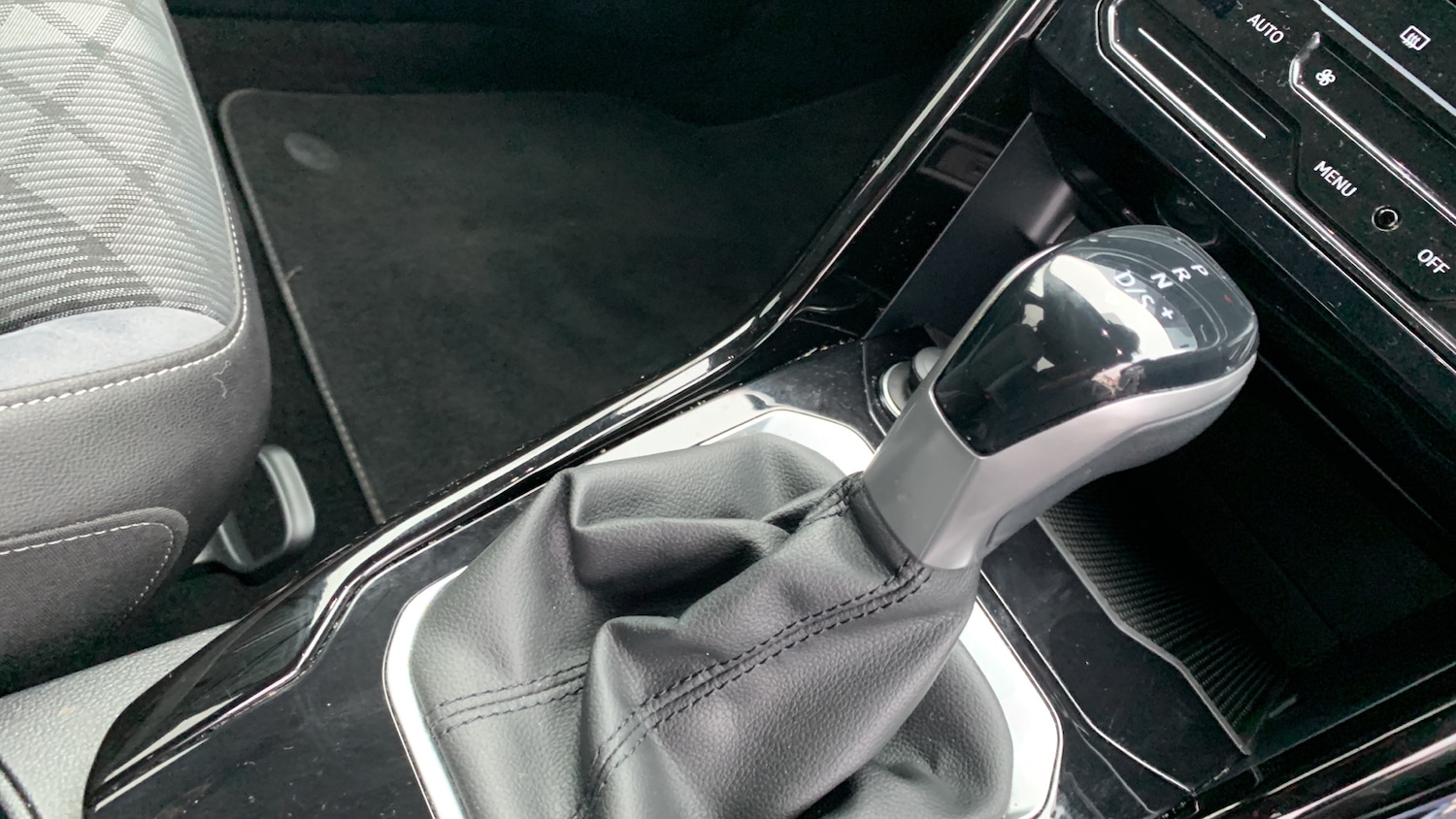 Used Volkswagen T-Roc 2023 for sale - 77457178: Photo 20