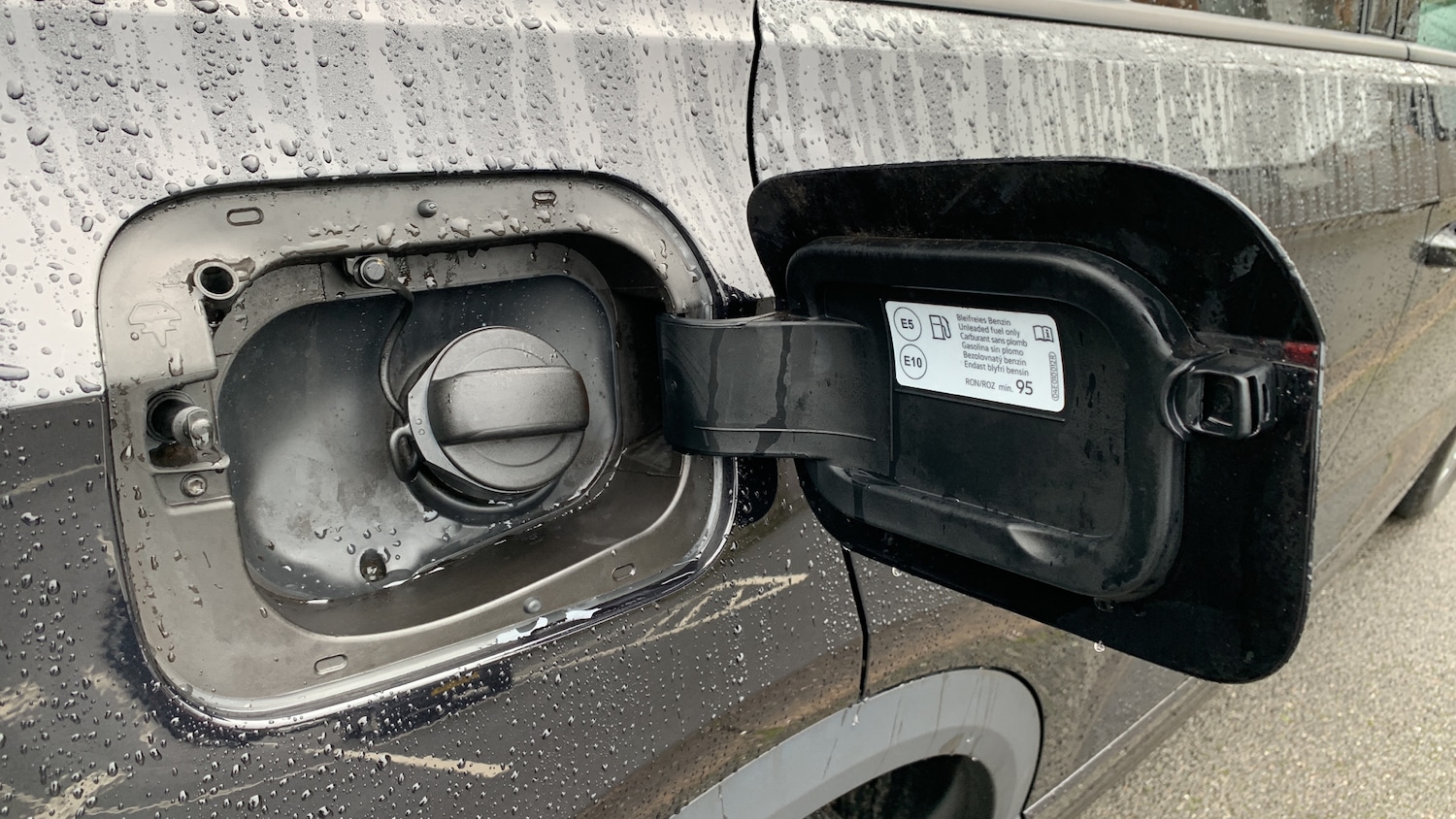 Used Volkswagen T-Roc 2023 for sale - 77457178: Photo 51