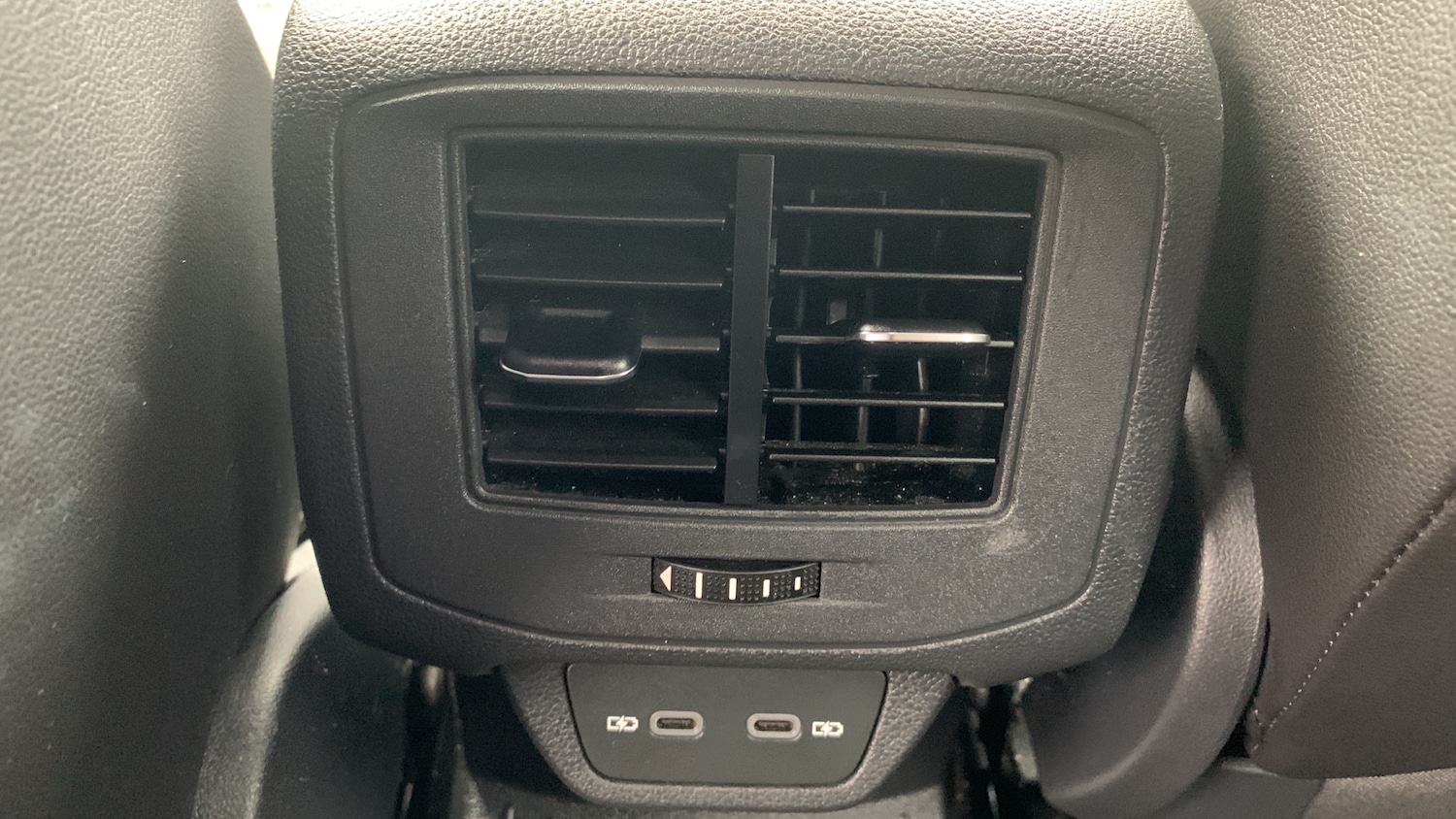 Used Volkswagen T-Roc 2023 for sale - 77457178: Photo 55