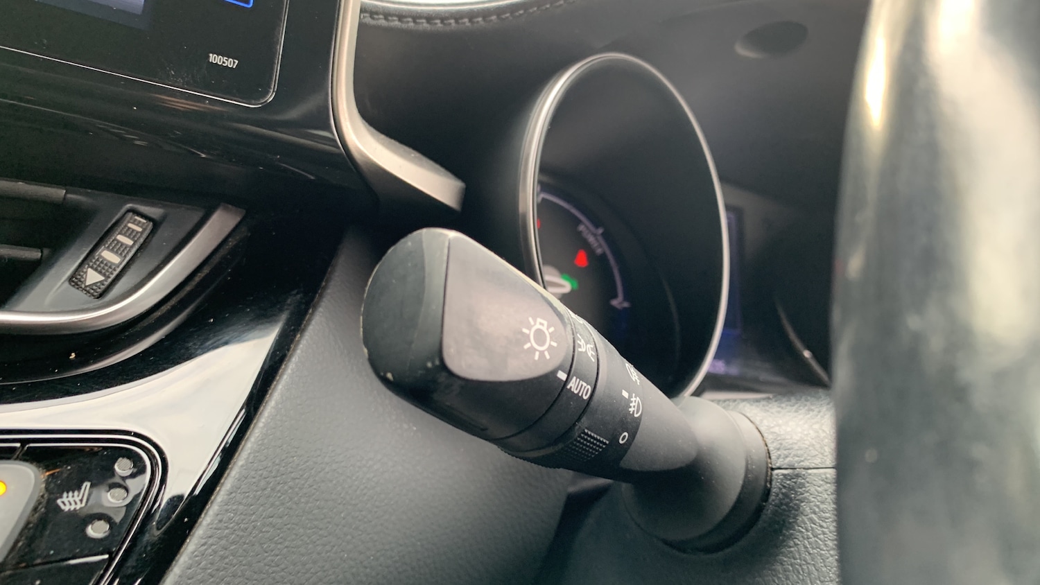 Used Toyota C-HR 2019 for sale - 76389567: Photo 27