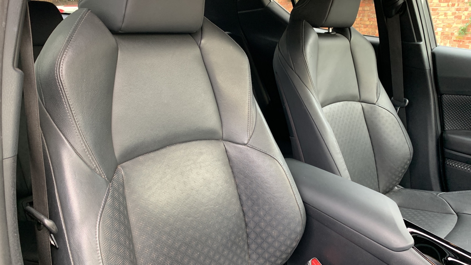 Used Toyota C-HR 2019 for sale - 76389567: Photo 42