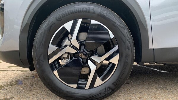 Used Peugeot 2008 2024 for sale - 72621080: Photo 16