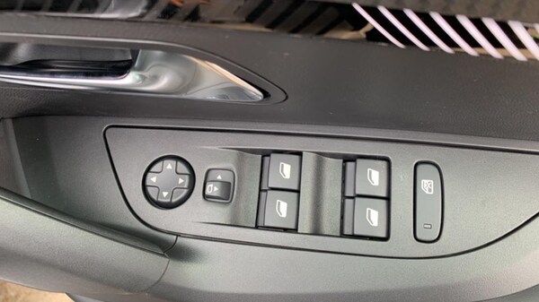 Used Peugeot 2008 2024 for sale - 72621080: Photo 21
