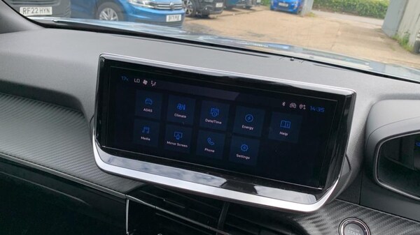 Used Peugeot 2008 2024 for sale - 72621080: Photo 30