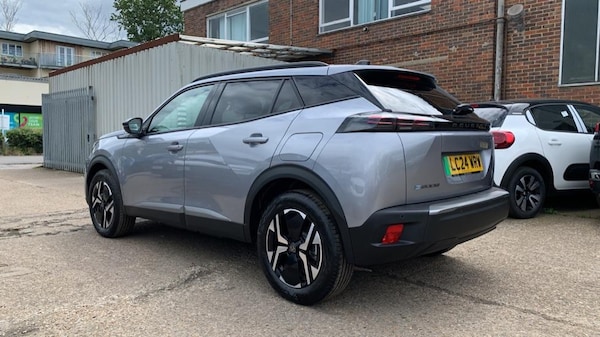 Used Peugeot 2008 2024 for sale - 72621080: Photo 5
