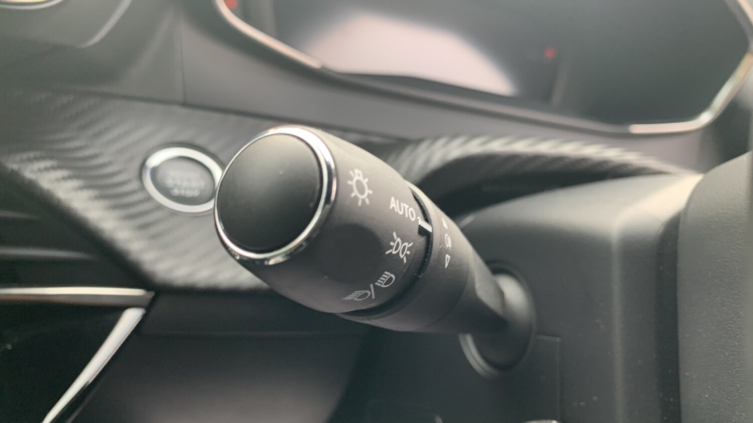 Used Peugeot 2008 2024 for sale - 76308011: Photo 27