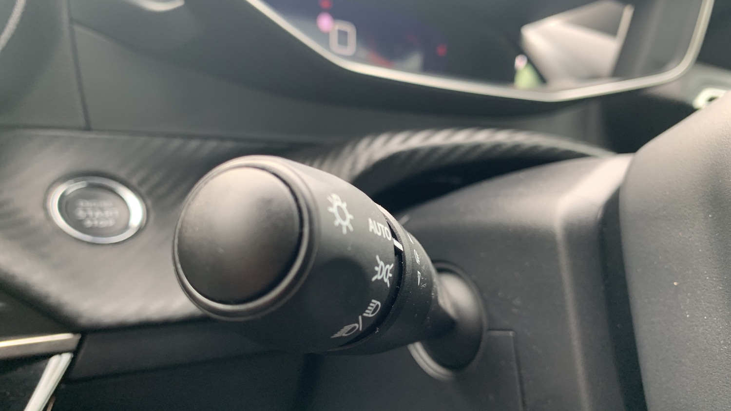 Used Peugeot 2008 2023 for sale - 76095582: Photo 27