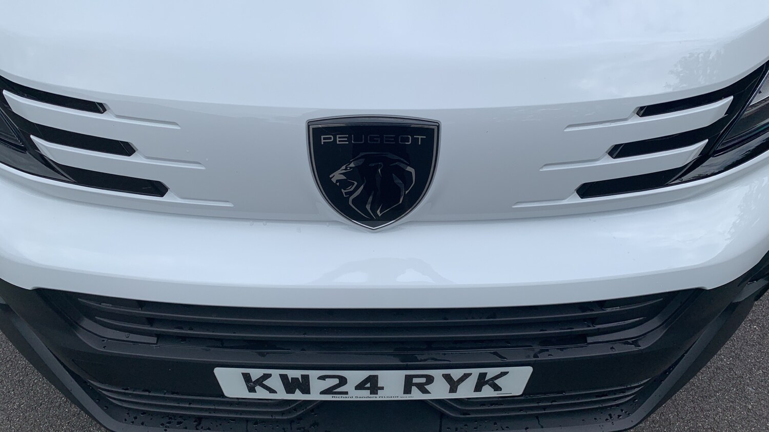 Vehicle 44