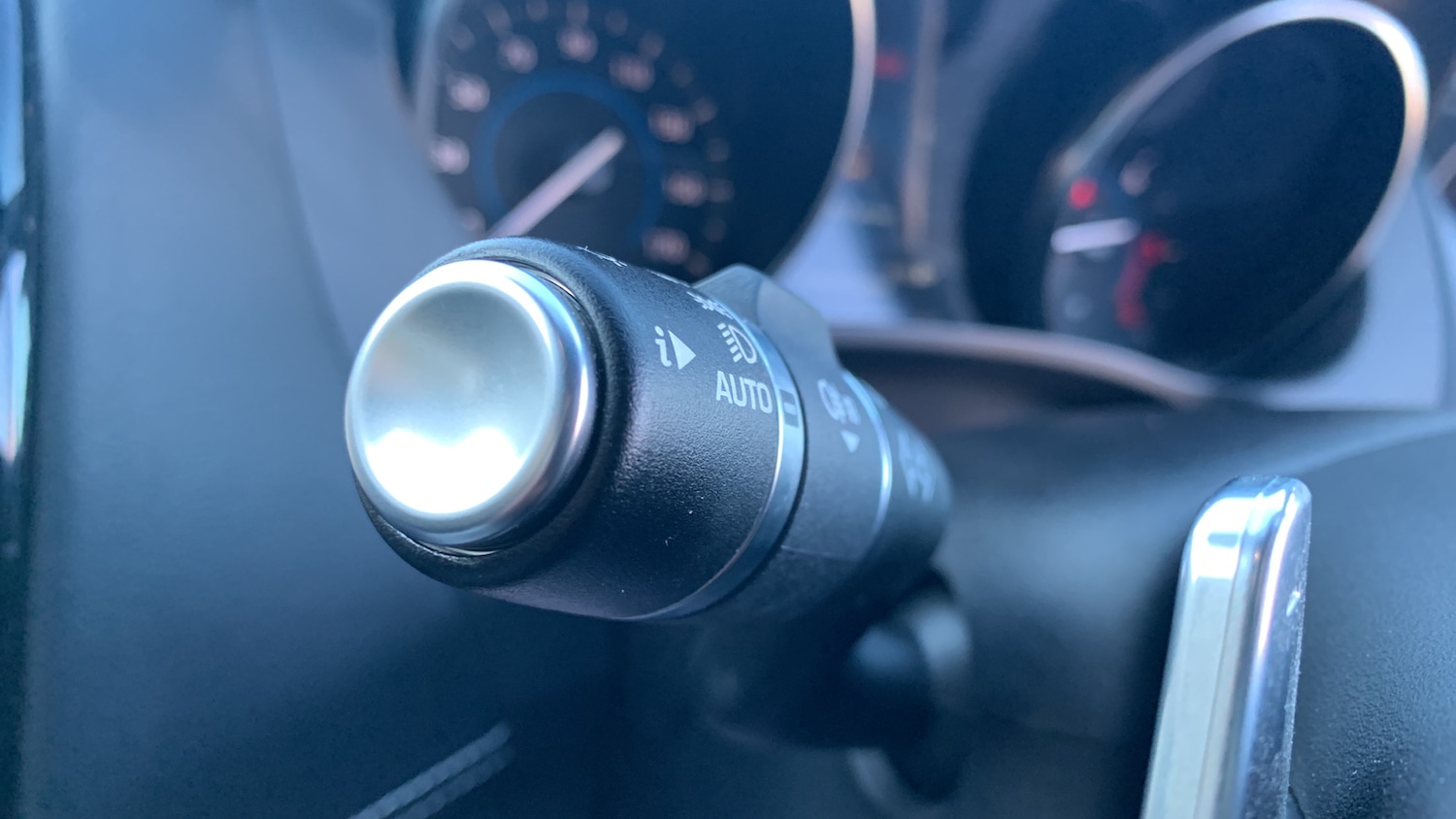 Used Jaguar XE 2019 for sale - 77092076: Photo 28