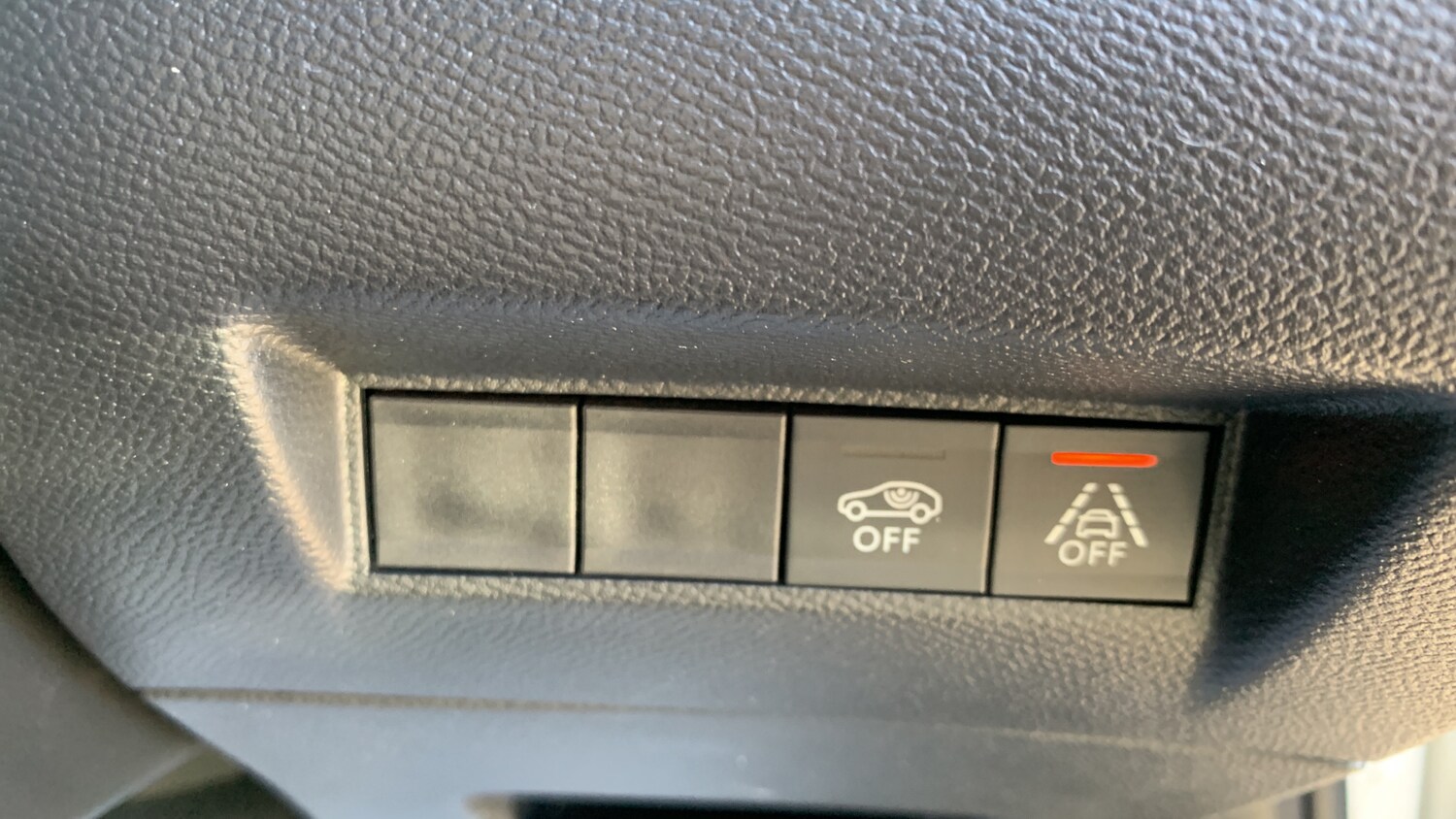 Used Peugeot 2008 2023 for sale - 76389566: Photo 34