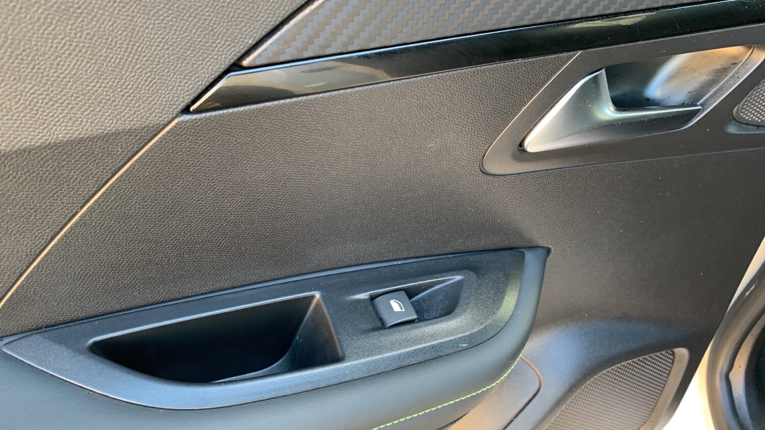 Used Peugeot 2008 2023 for sale - 76389566: Photo 41