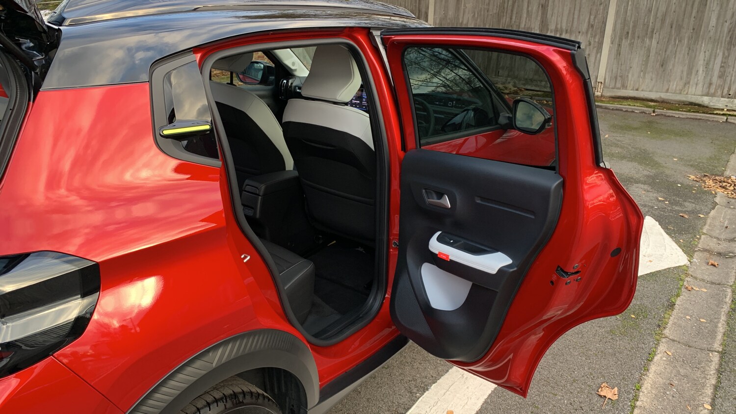 Used Citroen C3 2024 for sale - 76327682: Photo 49