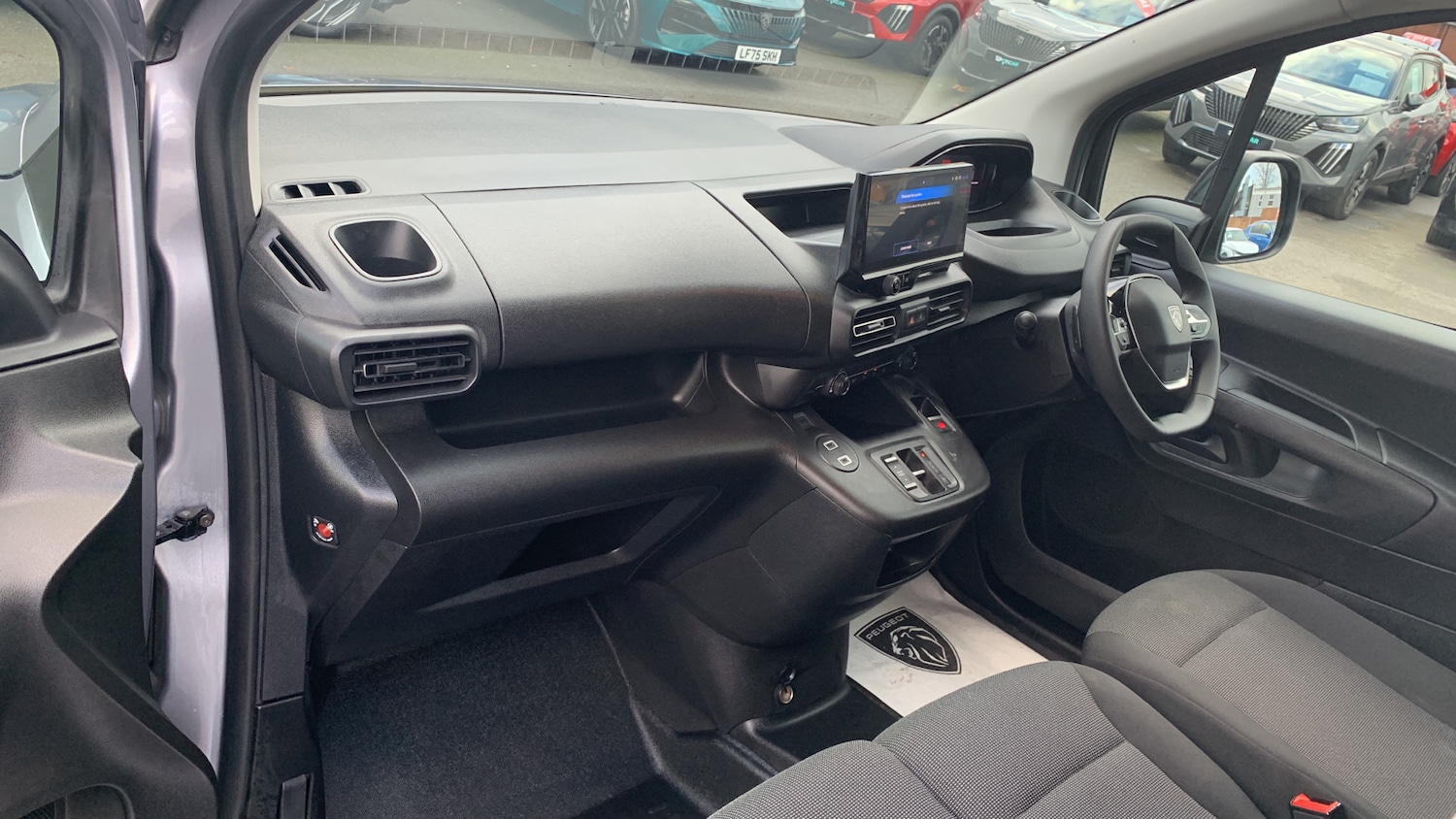 Used Peugeot Partner 2024 for sale - 77388286: Photo 12